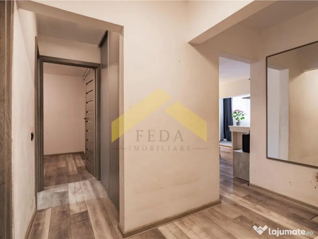 Apartament 3 camere de cartier Micalaca, zona 500 