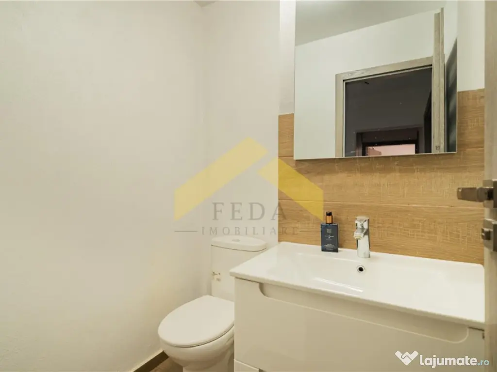 Apartament 3 camere de cartier Micalaca, zona 500 