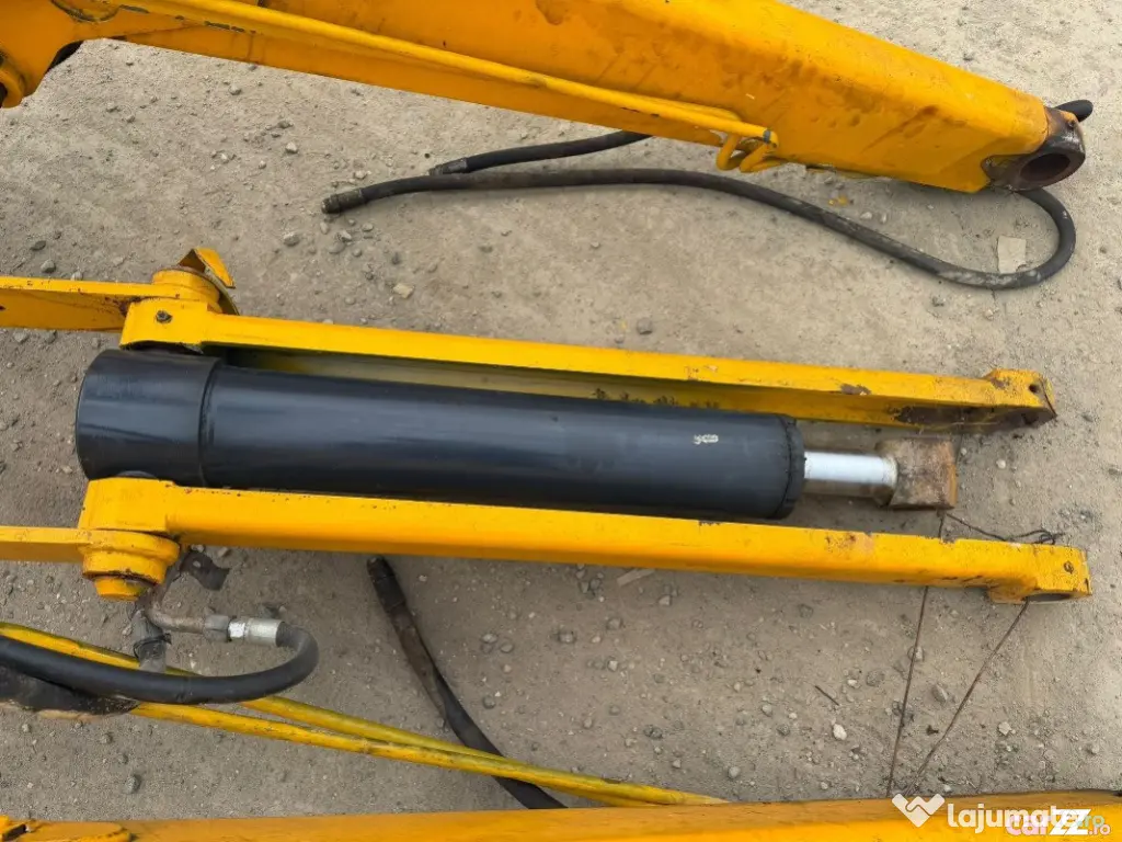 Brat buldoexcavator Terex 