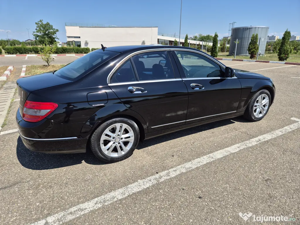 Mercedes C220 170 CP Automat