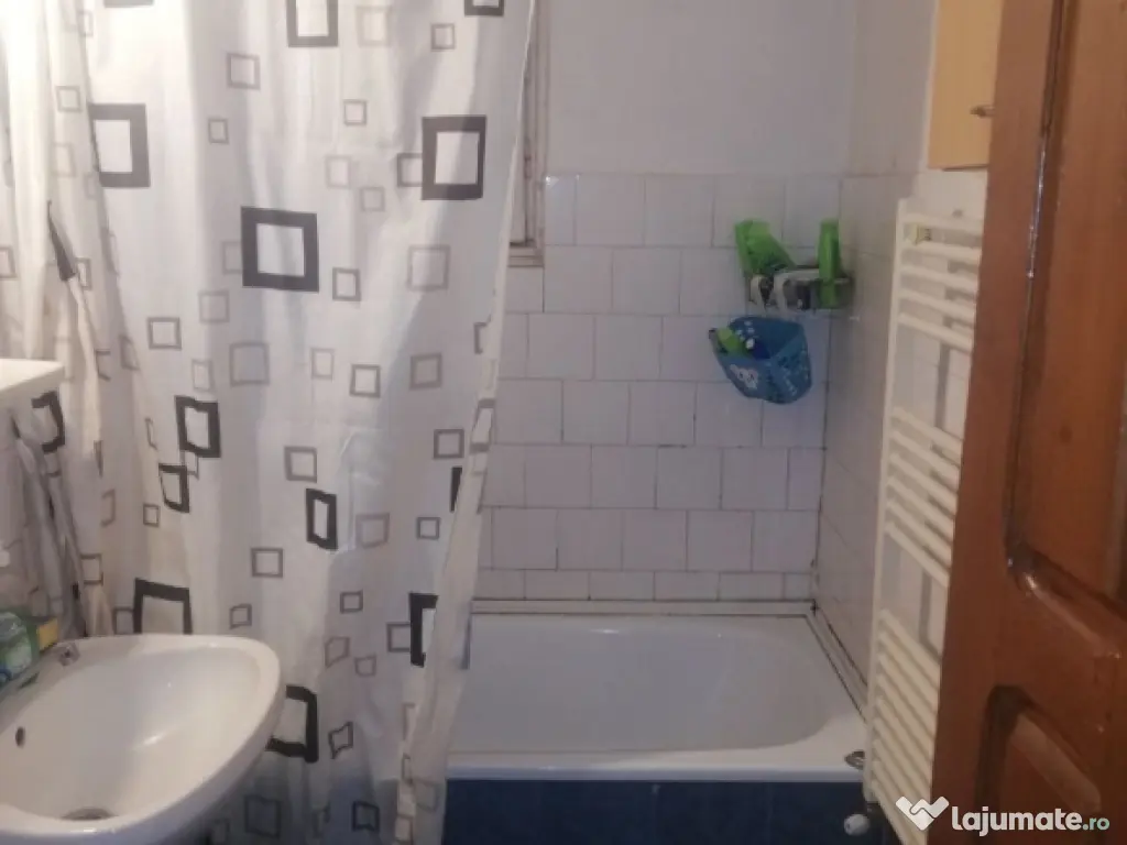 Apartament 2 camere de închiriat 