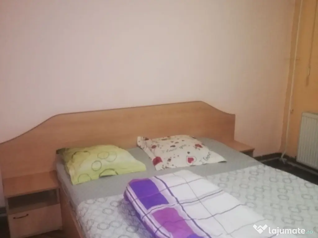 Apartament 2 camere de închiriat 