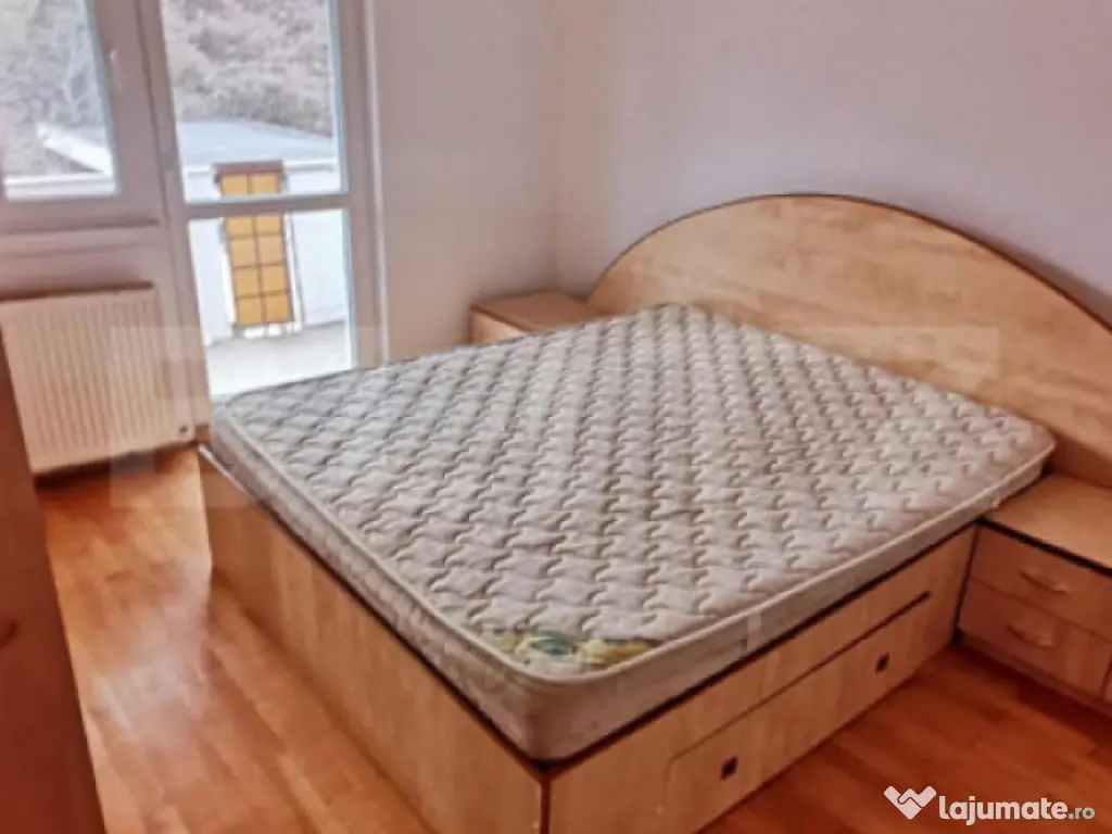 Apartament 3 camere, zona sesului 