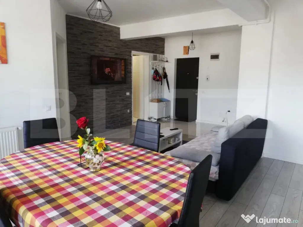 Apartament 2 camere, 51 mp, etaj intermediar, parcare, zona