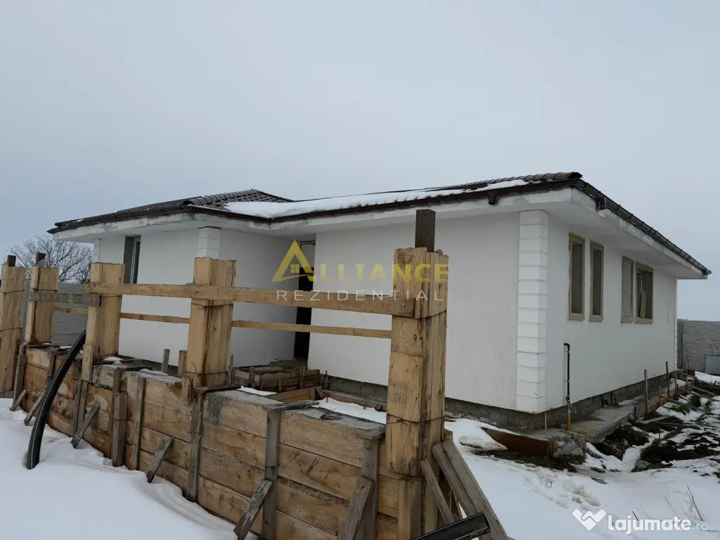 Casa Individuala - 4 camere - 3 bai - 370mp teren 