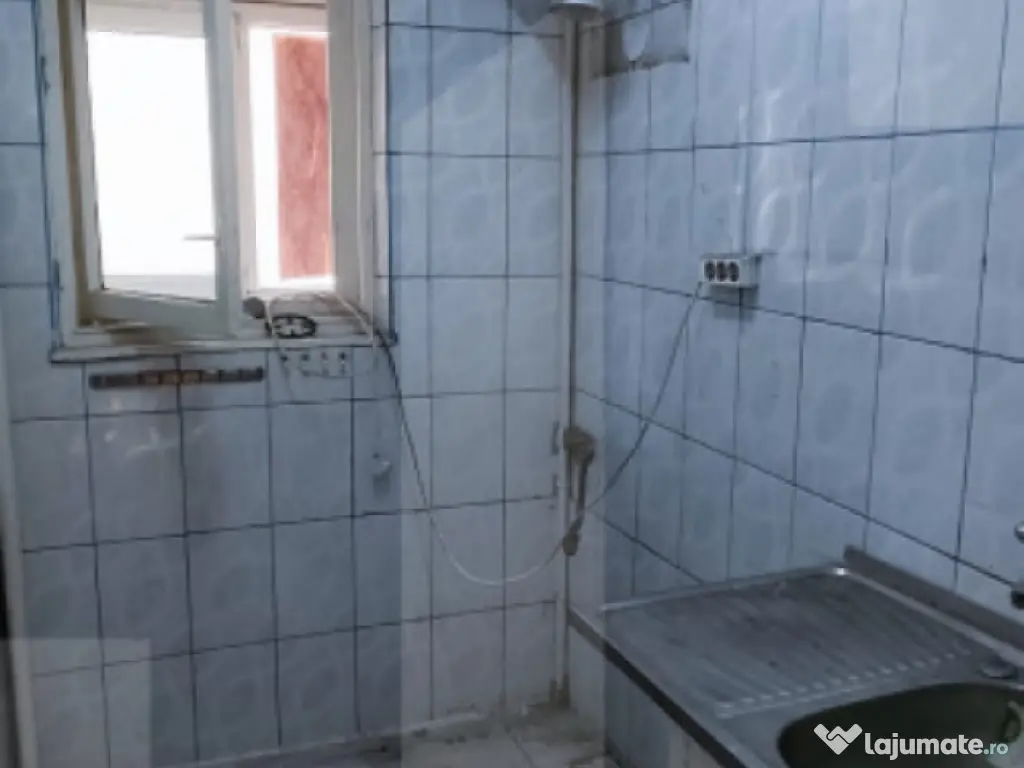 Apartament 3 camere - Giurgiului 