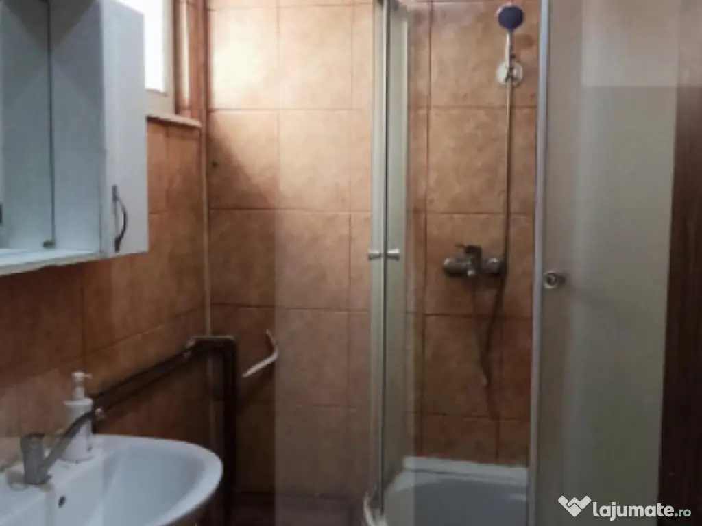 Apartament 3 camere - Giurgiului 