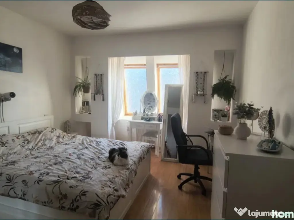 Apartament 3 camere, tip duplex - zona Noua 