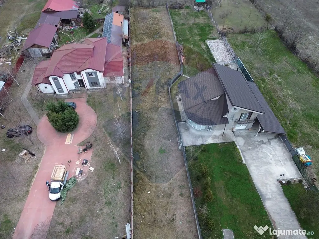 Teren Mandresti / Strada Lacramioarei 