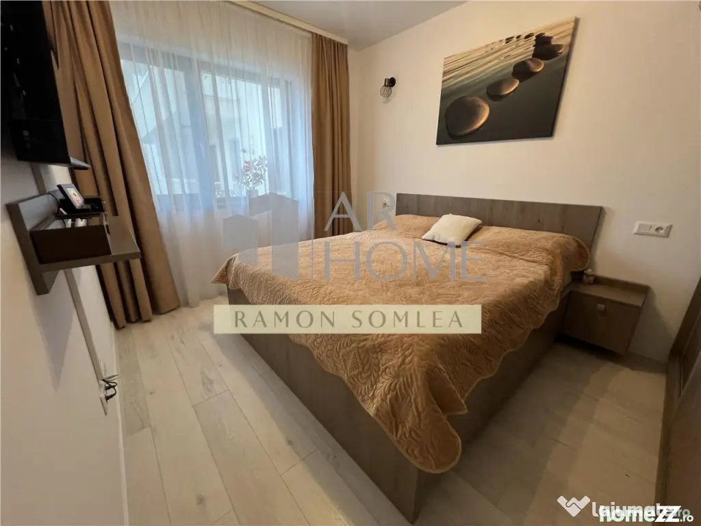 Apartament 3 camere, de lux, parcare privata, zona Vest, Plo