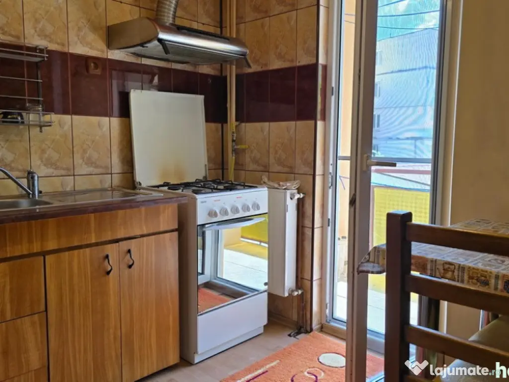 Apartament 2 camere in Deva, zona Liliacului, et 1 