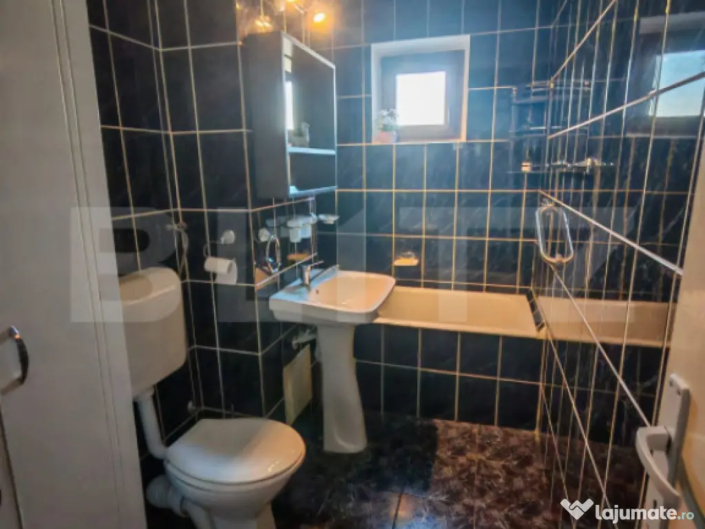 Vand apartament 3 camere decomandat 85mp 