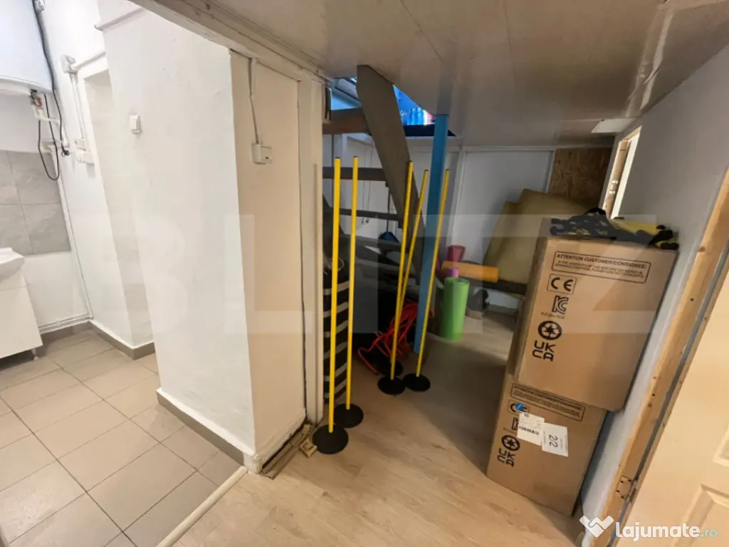 Spațiu de închiriat 75 mp – birou + depozitare, aer cond 