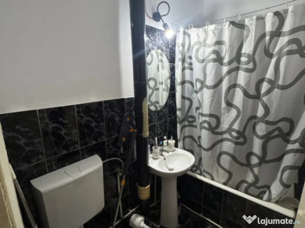 Apartament 3 camere, 56 mp, zona Centrala 