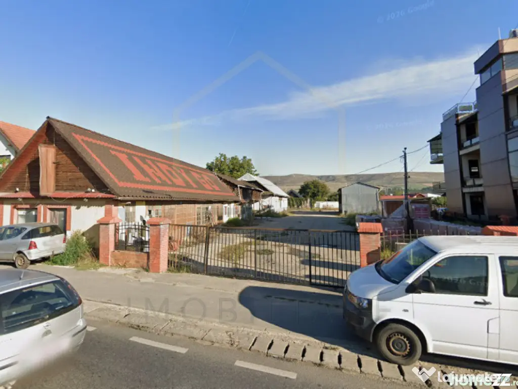 Teren 2450 mp + 3 hale / depozite in Florești 