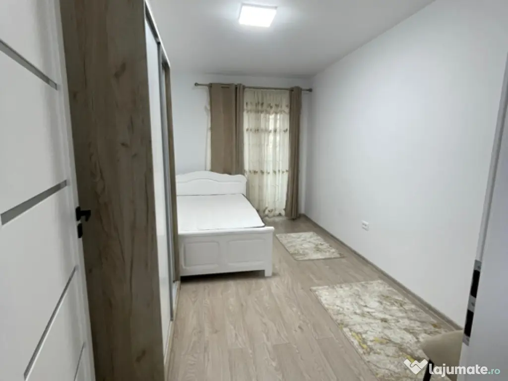 Apartament de închiriat 