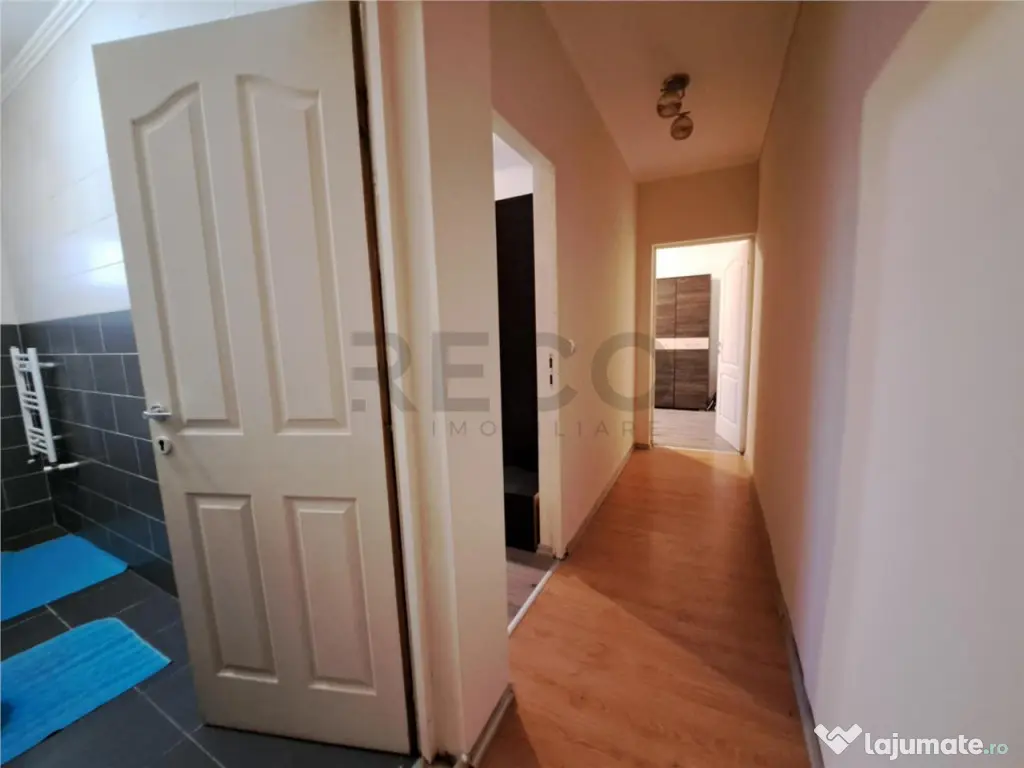 RECO chirie 2 camere Rogerius 