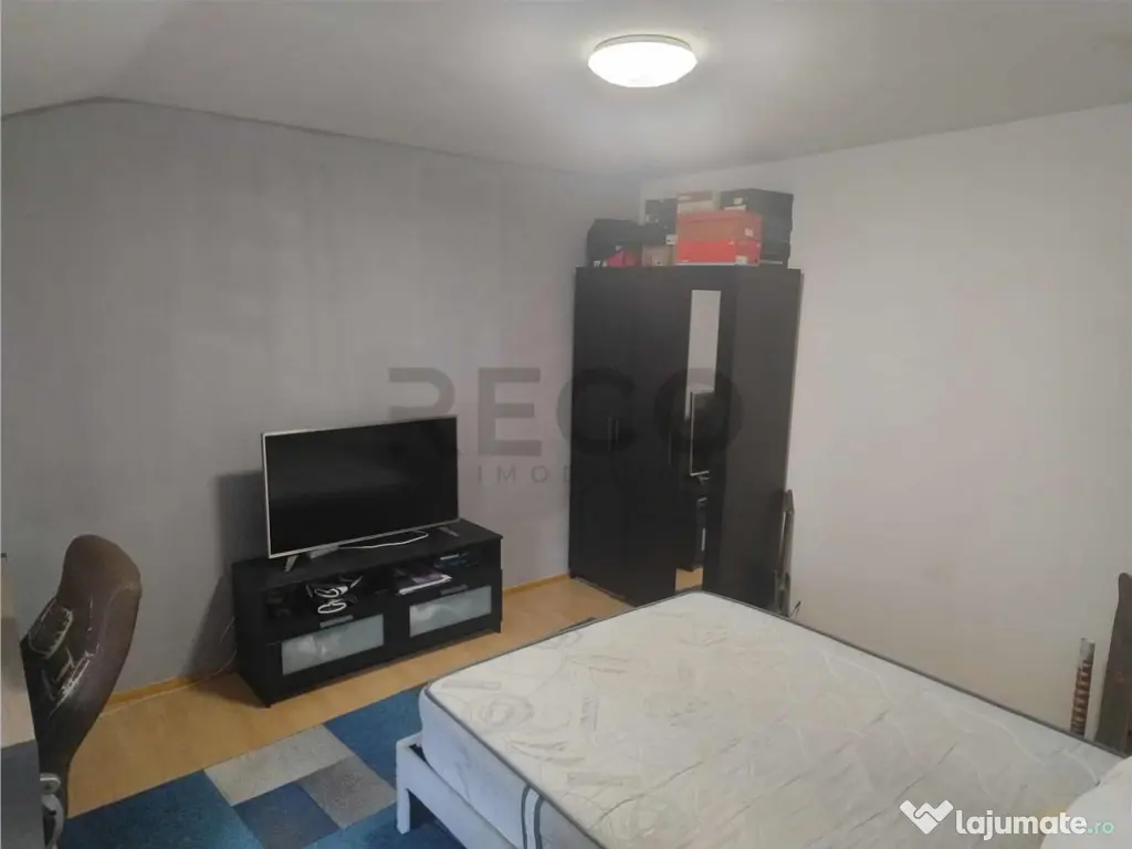 RECO Casa 4 camere, Central 