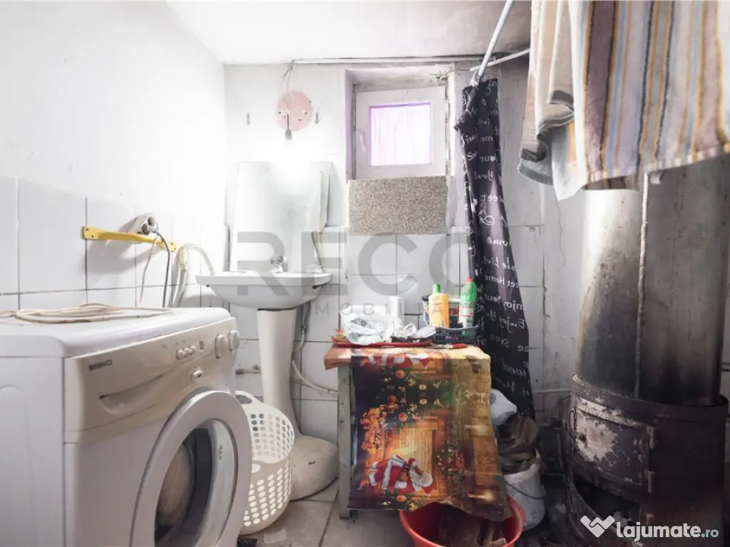 RECO, Casa din caramida, in Cetariu, Bihor 