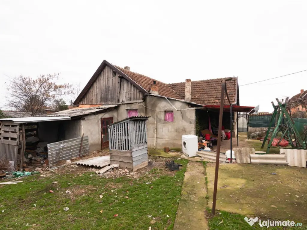 RECO, Casa din caramida, in Cetariu, Bihor 