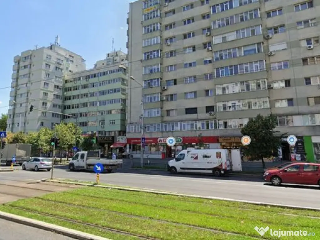 Zona Pantelimon 187 mp vitrina 9 m trafic intens 