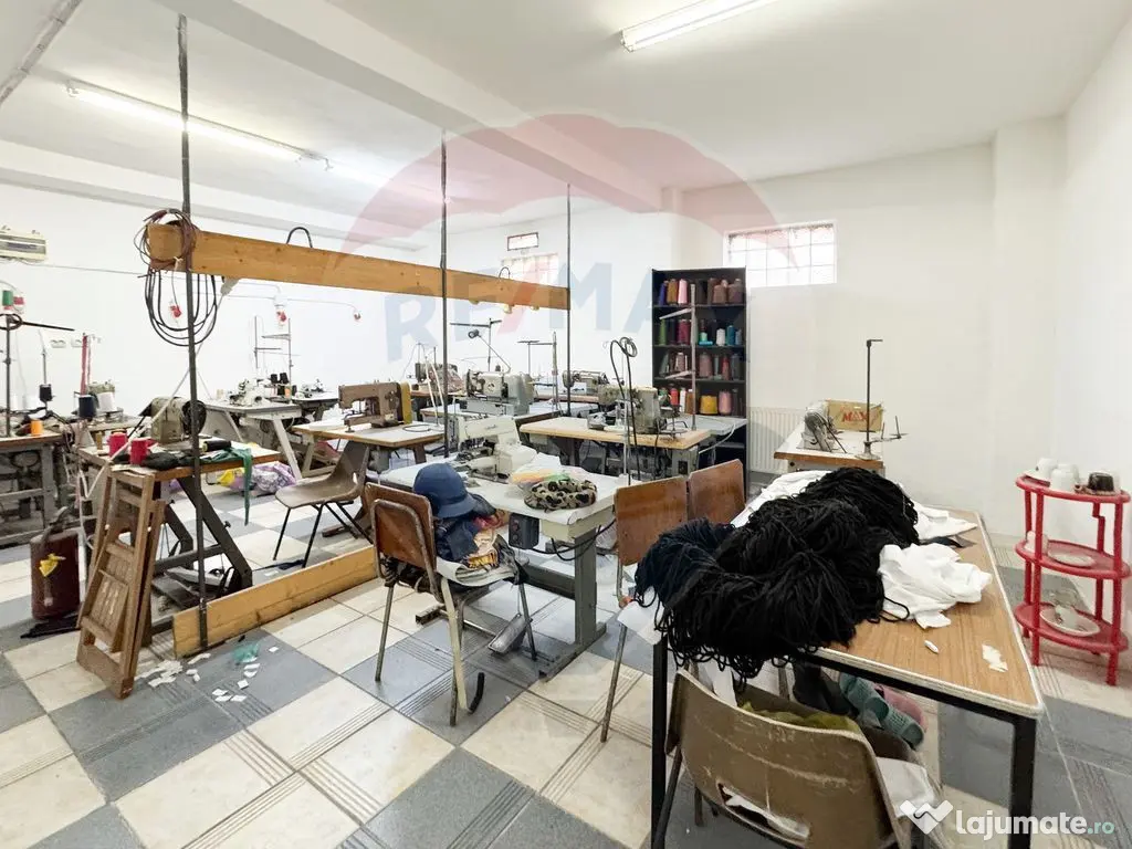 Clădire multifuncțională D+P+E+M situată în Constan?... 