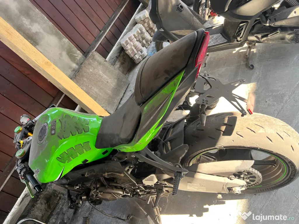 dezmembrez pt piese Kawasaki Ninja 2014 636 HP 