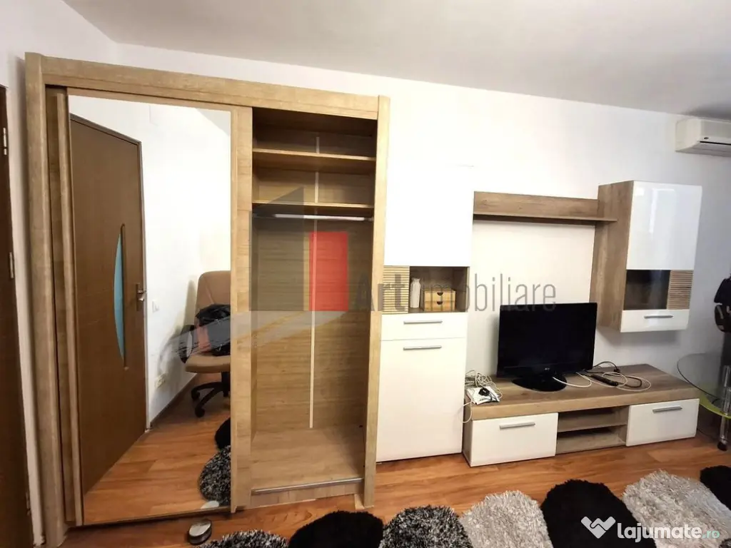 Gars. 31 mp, et 9/10, bloc reabilitat, instalații refăc... 