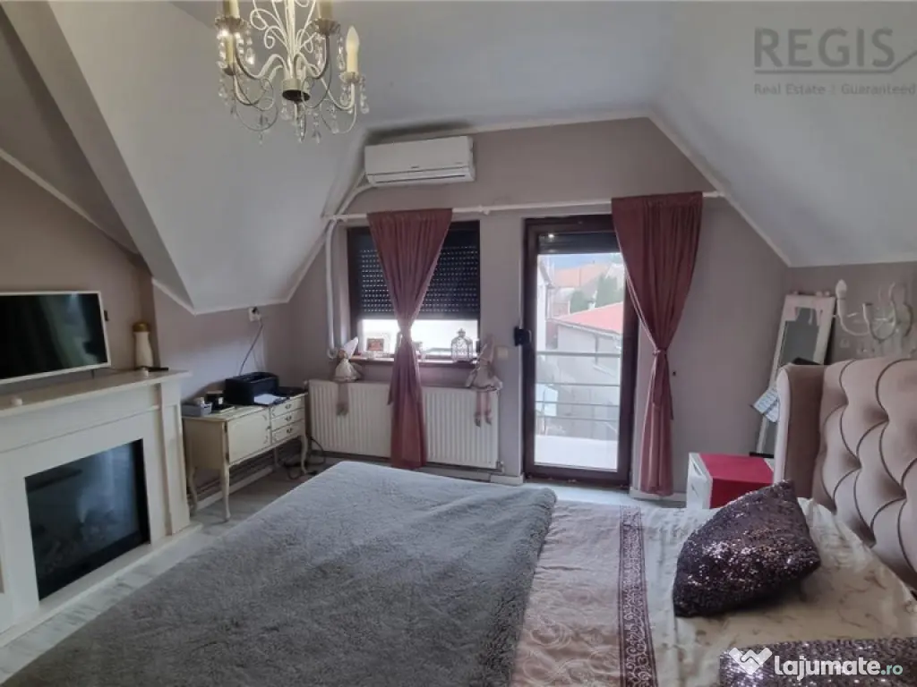 Casa de moderna cu costuri reduse, panouri solare si spatiu 