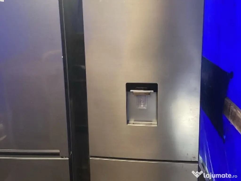 vând frigider cu congelator 