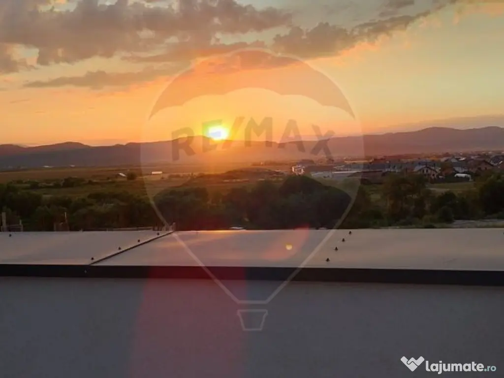 Penthouse panoramic de închiriat în Râșnov – liniș... 