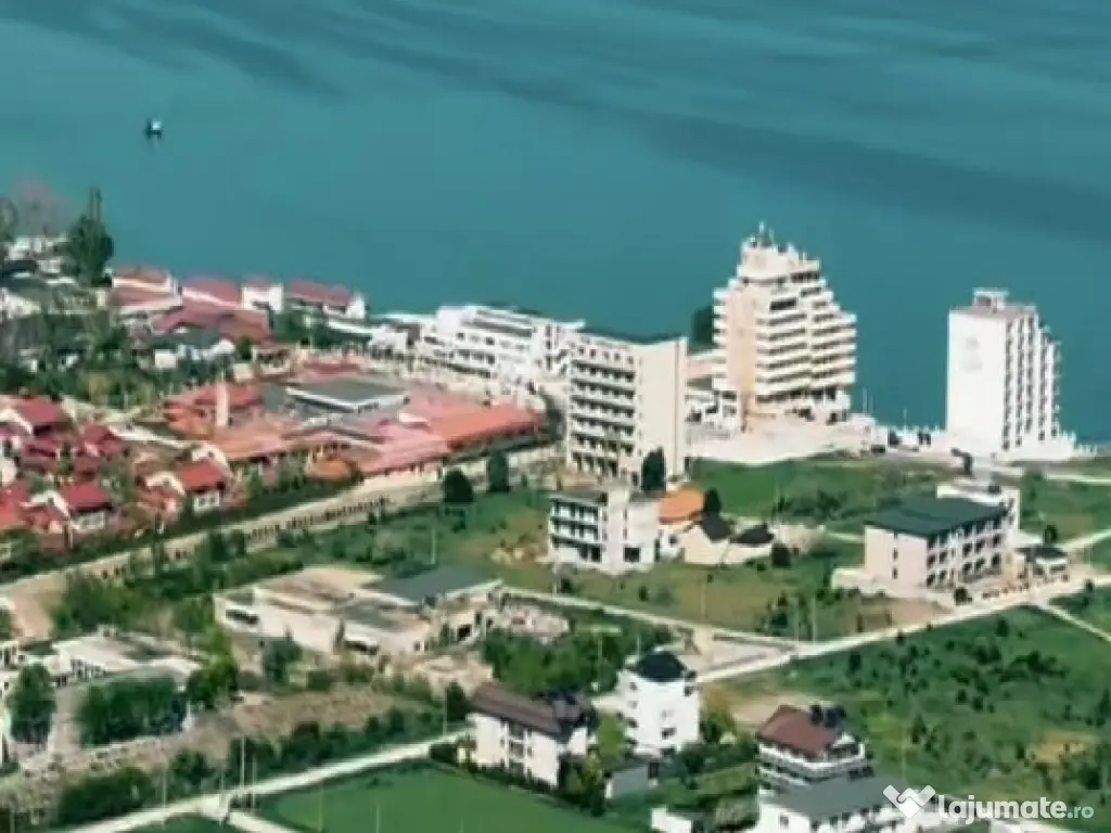 Vanzari terenuri in Costinesti primul rand la Marea Neagra 