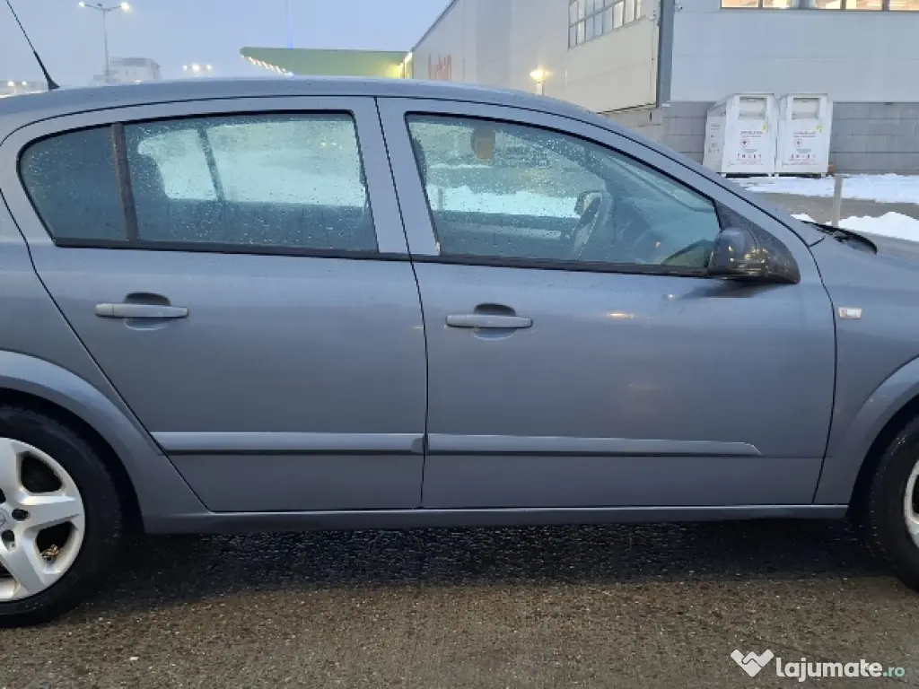 Opel Astra h 