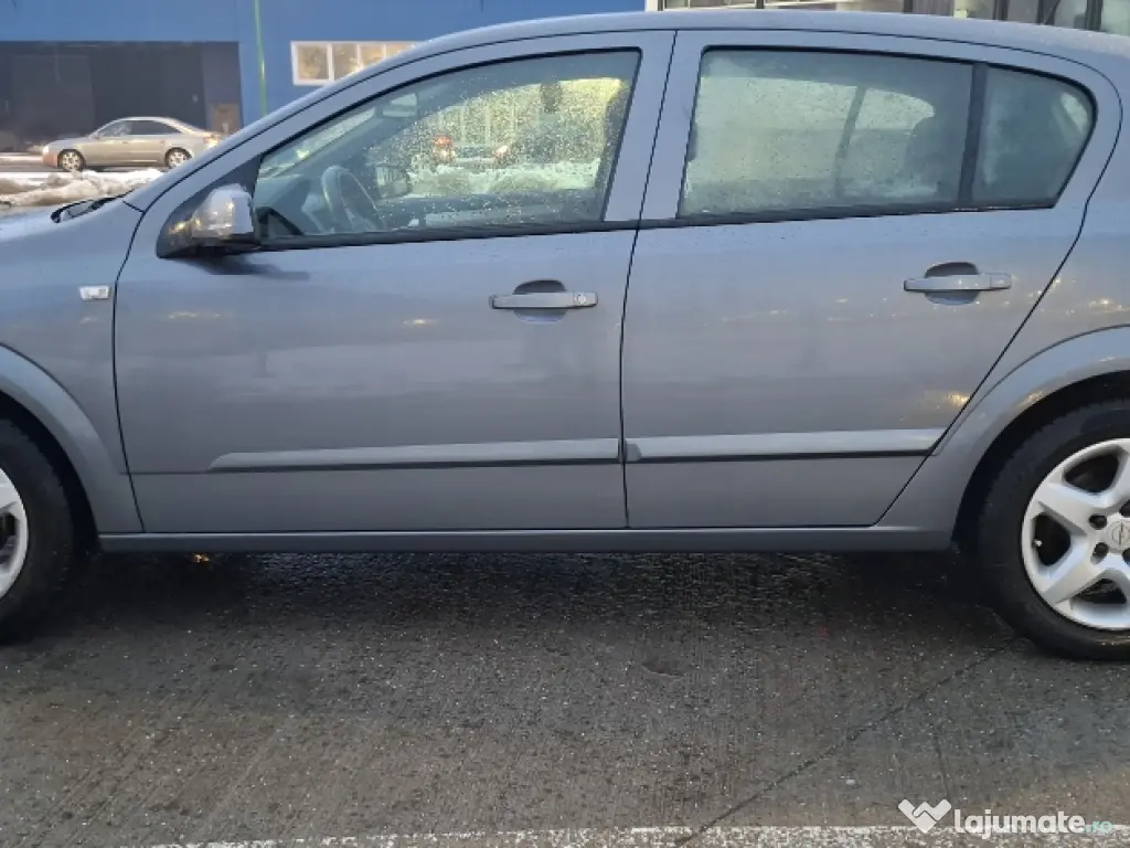 Opel Astra h 