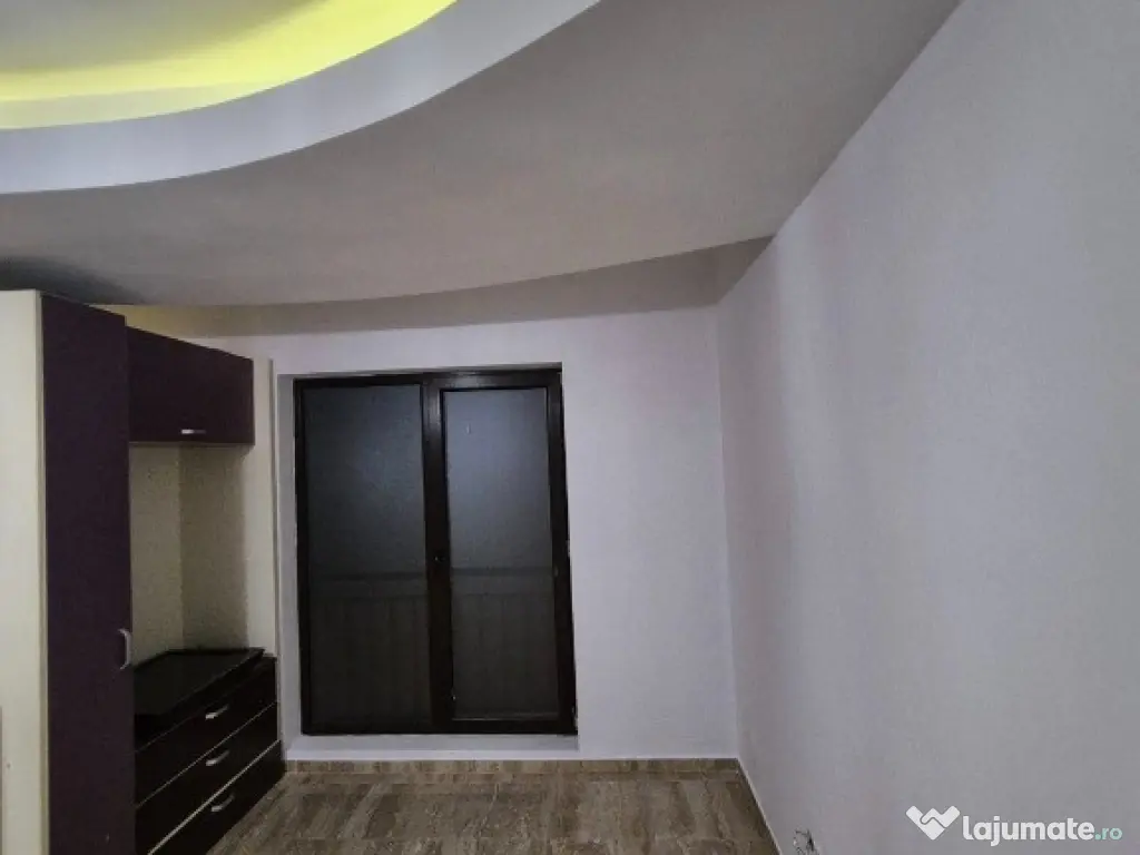 Apartament 2 camere scara interioara centrala proprie,bloc nou,Luica 