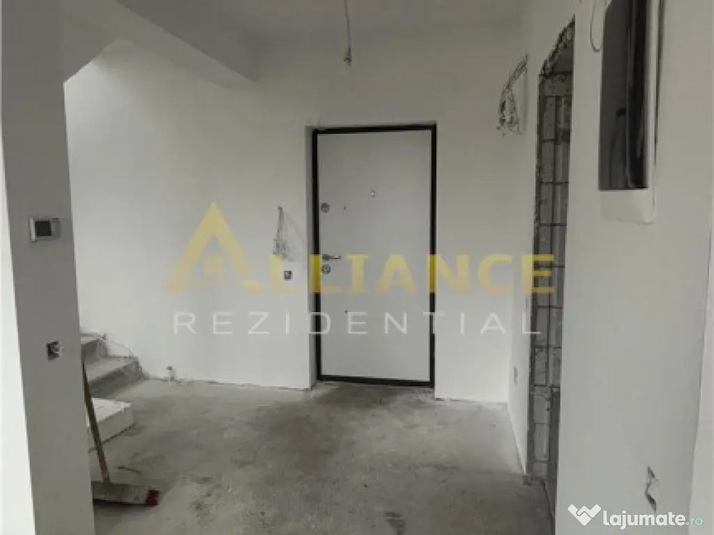 Vila 4 camere de || aproape de Mega Image || campus scolar 