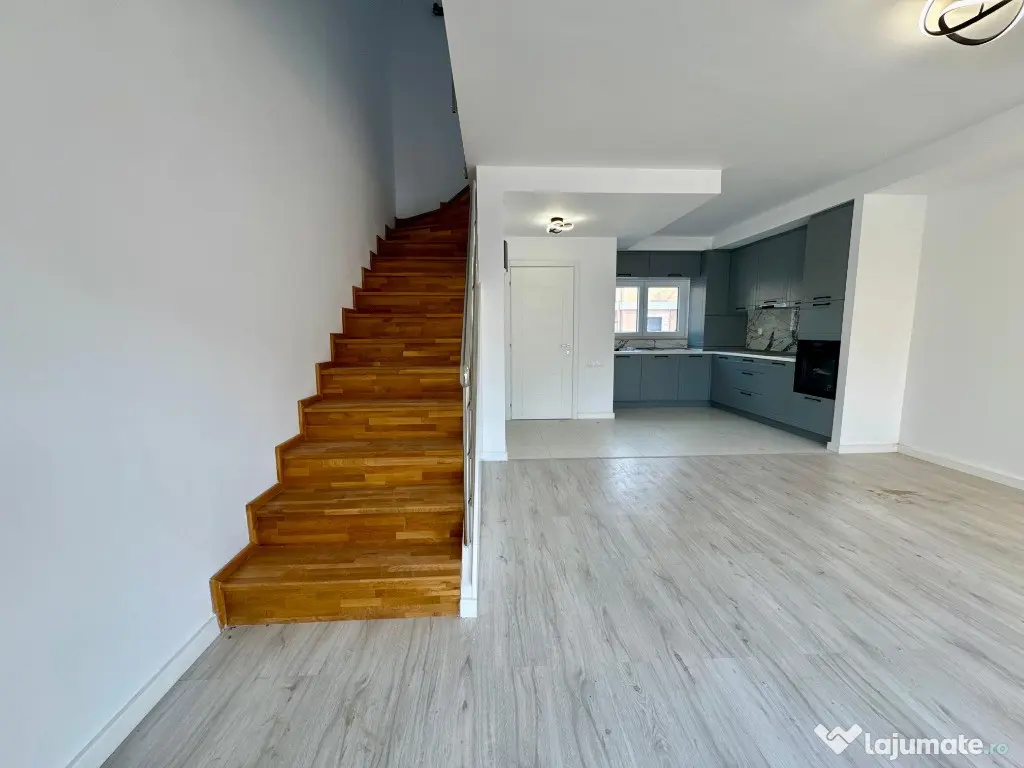 COSMOPOLIS - Vila Tip NC, partial mobilata 