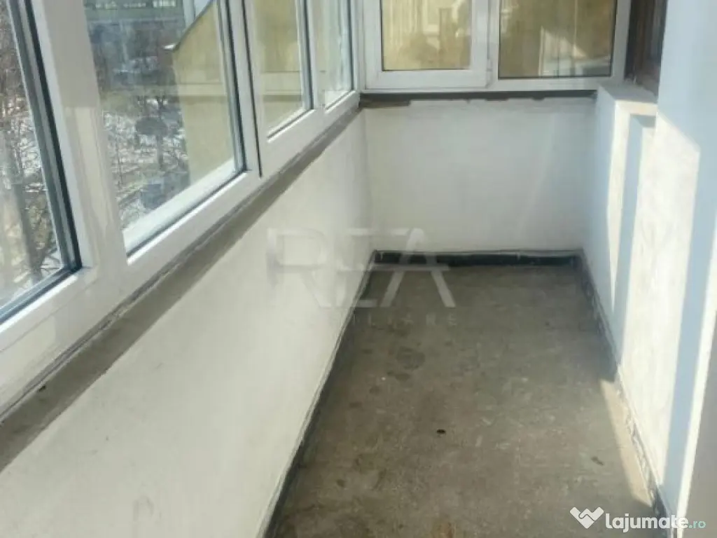 4 camere Pantelimon-Piața Delfinului decomandat, et. 2, an 