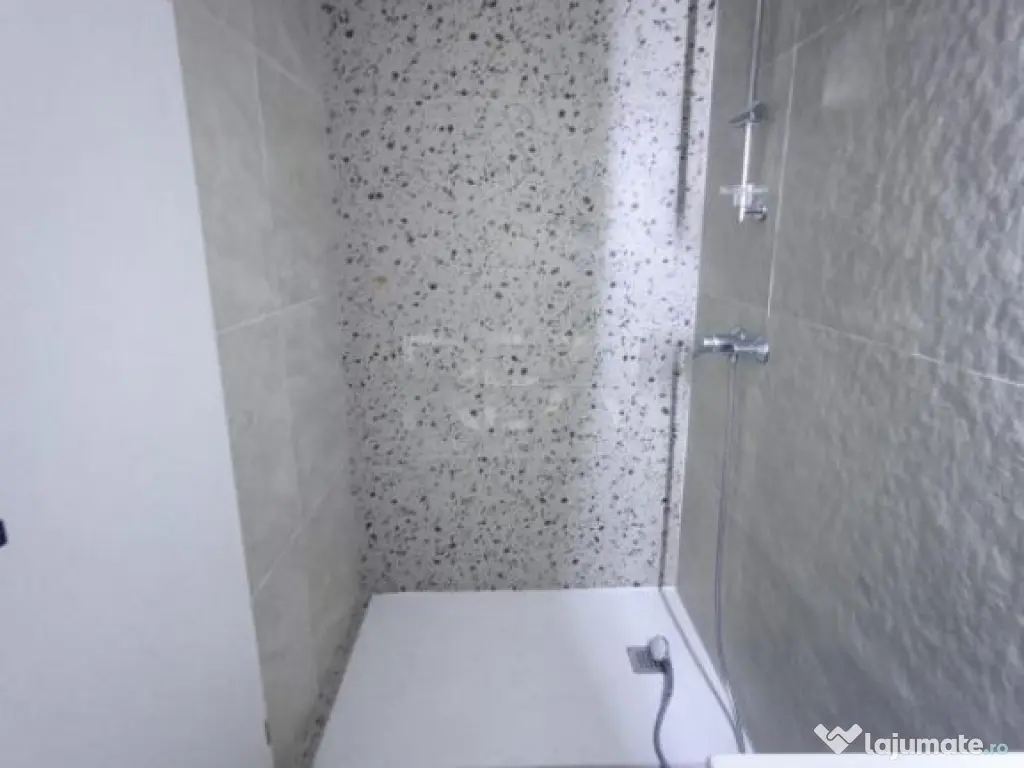 Apartament 3 camere, Crangasi 