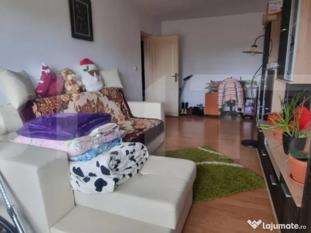 Apartament de vanzare, 2 camere 1000EURO/MP