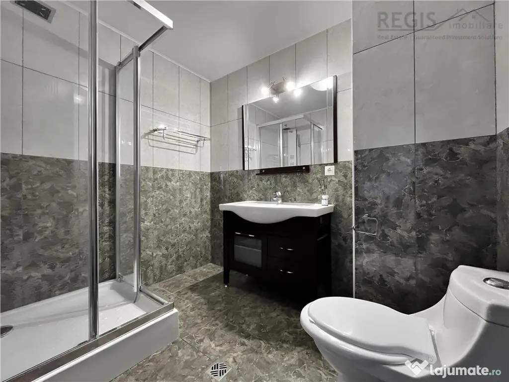 Apartament 2 Camere Central cu Parcare in Bloc Nou 