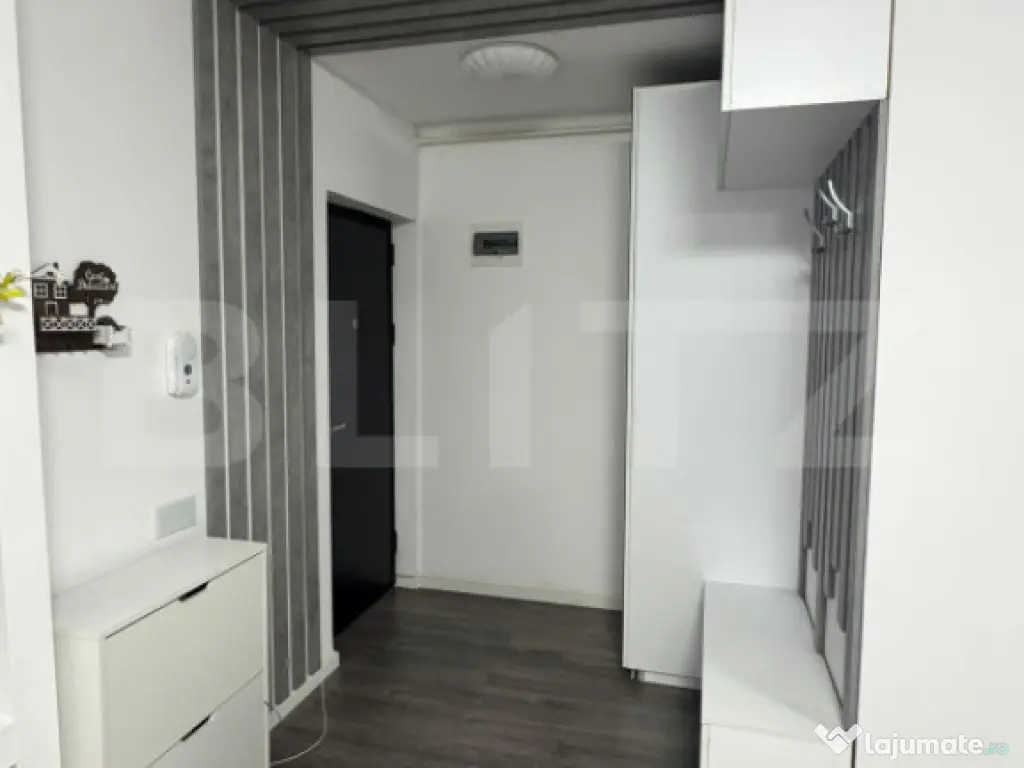 Apartament de vanzare, 3 camere, 65 mp - zona Stejarului