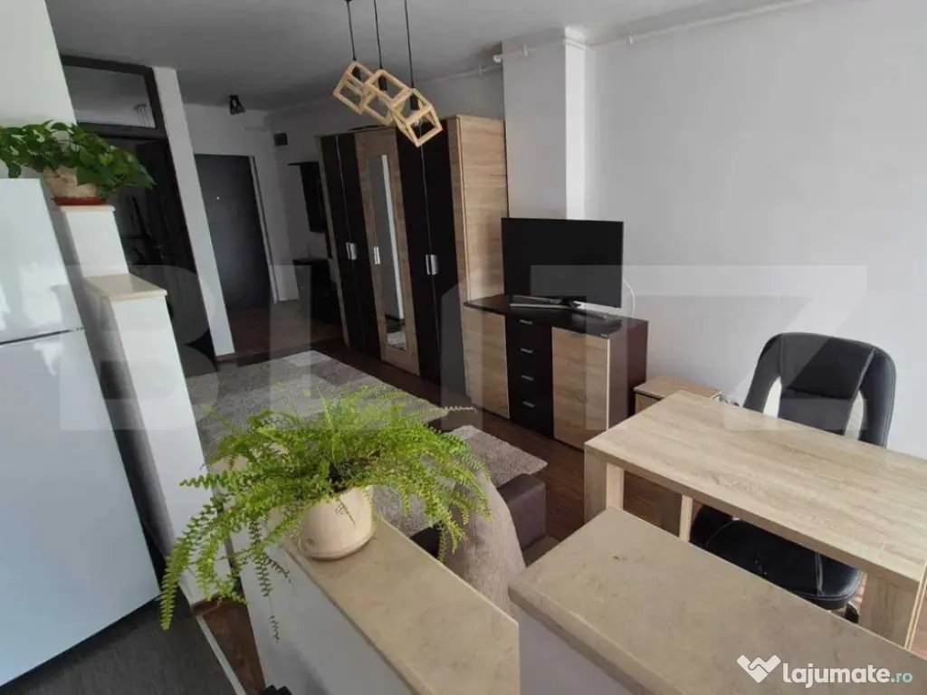 Apartament modern 2 camere, zona Paris, loc de parcare 