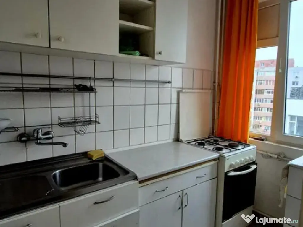 Garsonieră de vânzare – zona Piața Progresu 