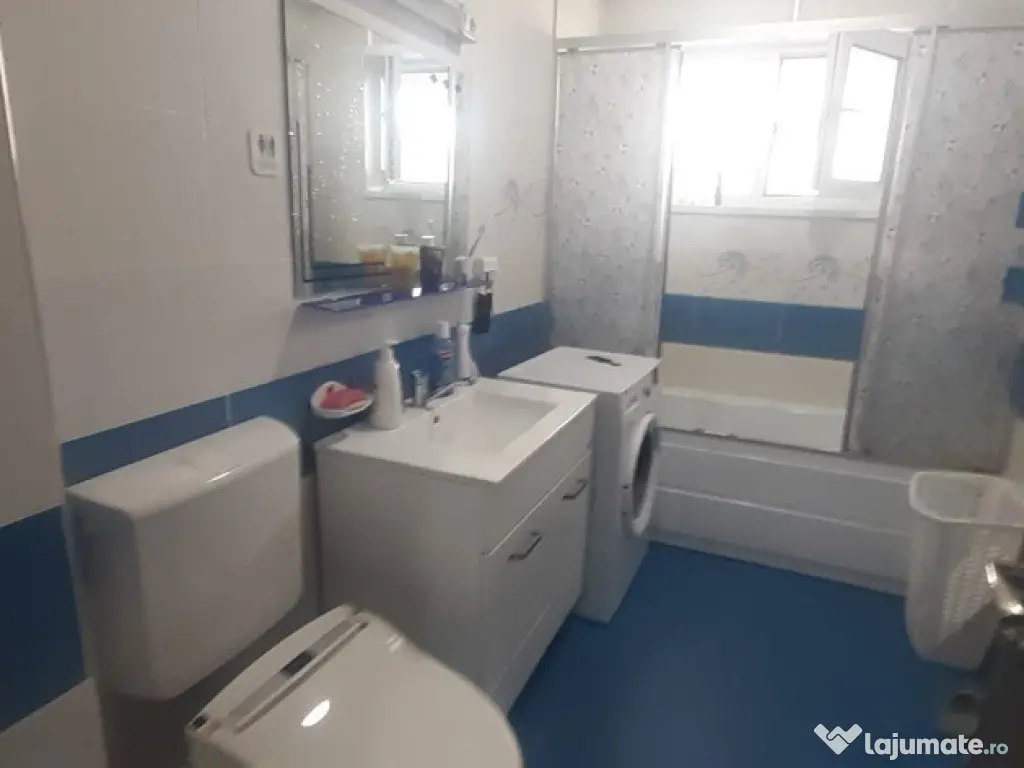 Victoriei , zona Marul de Aur, 4 camere, etaj 1 