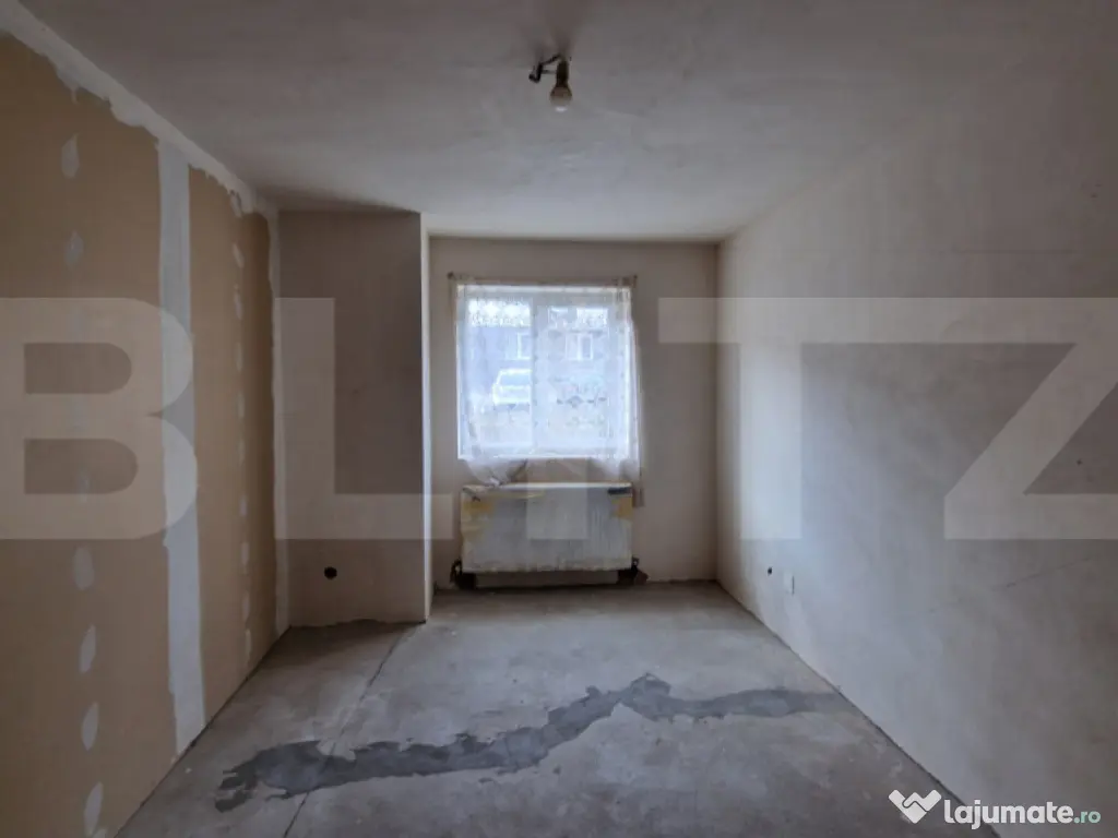 Apartament 3 camere, 64mp, balcon, parcare, zona Teilor