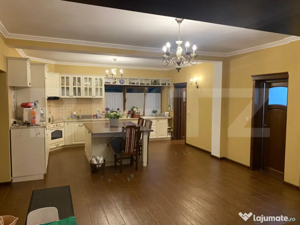 Vilă deosebită cu 30 ari teren și facilități complete ? 