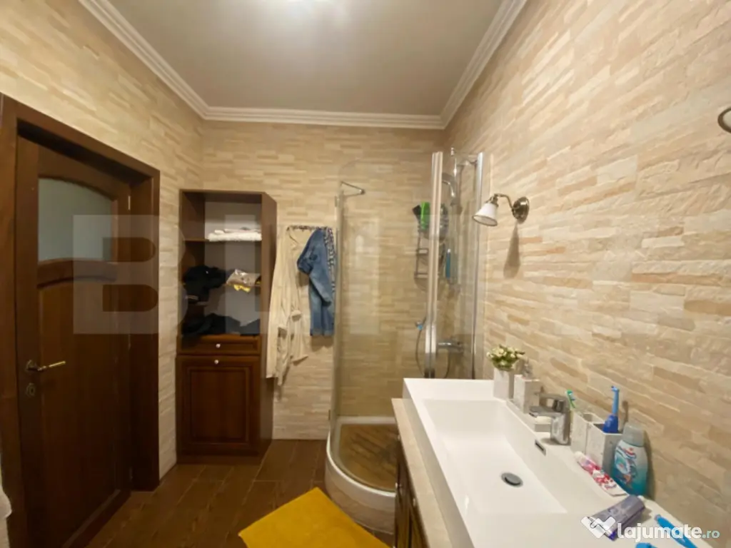 Vilă deosebită cu 30 ari teren și facilități complete ? 