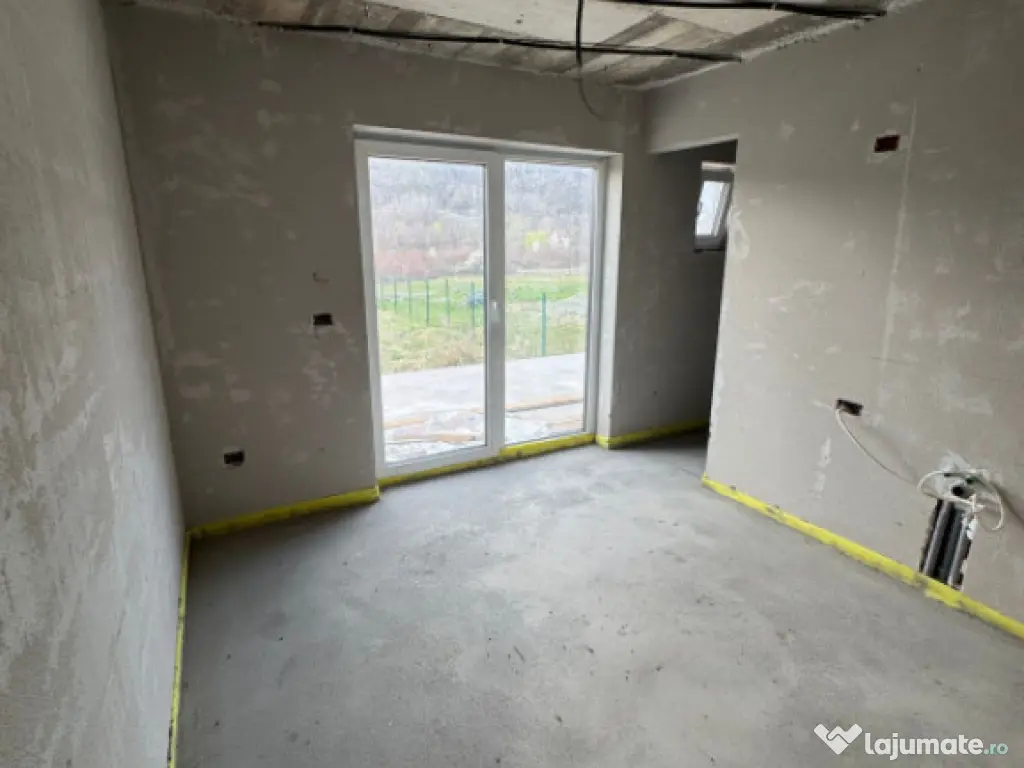 Casă semifinisată Tăuții Măgherăuș, 136 mp, teren 19 