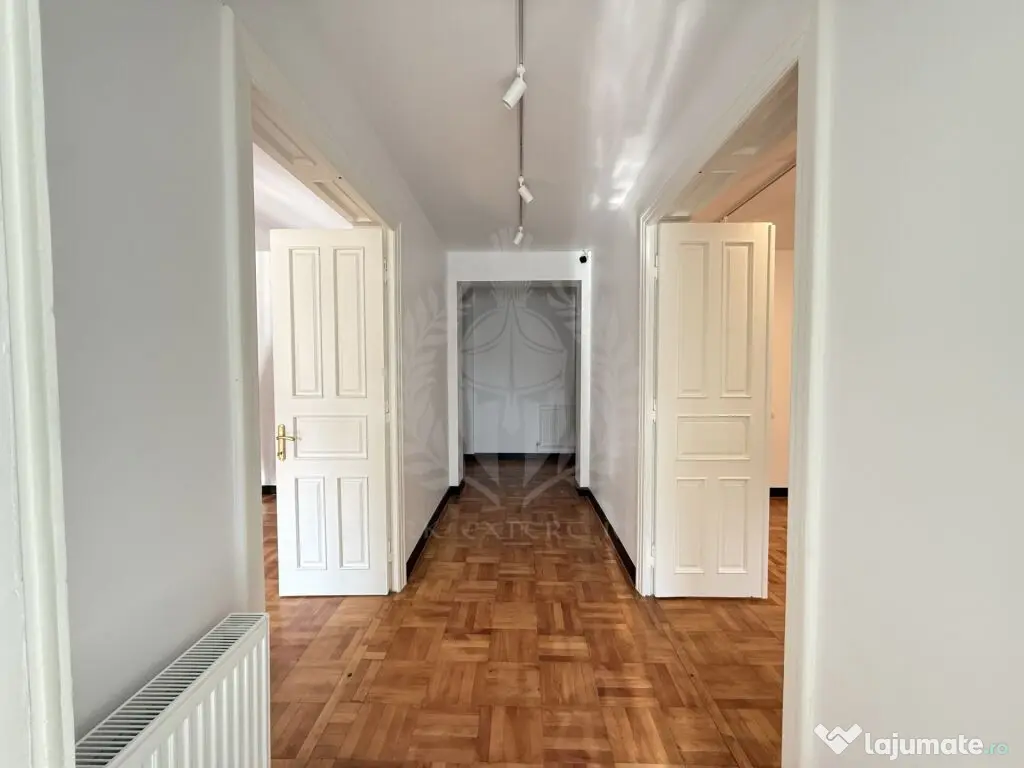 Spațiu comercial Birouri/ Notariat, Zona Centrala, Gh. 